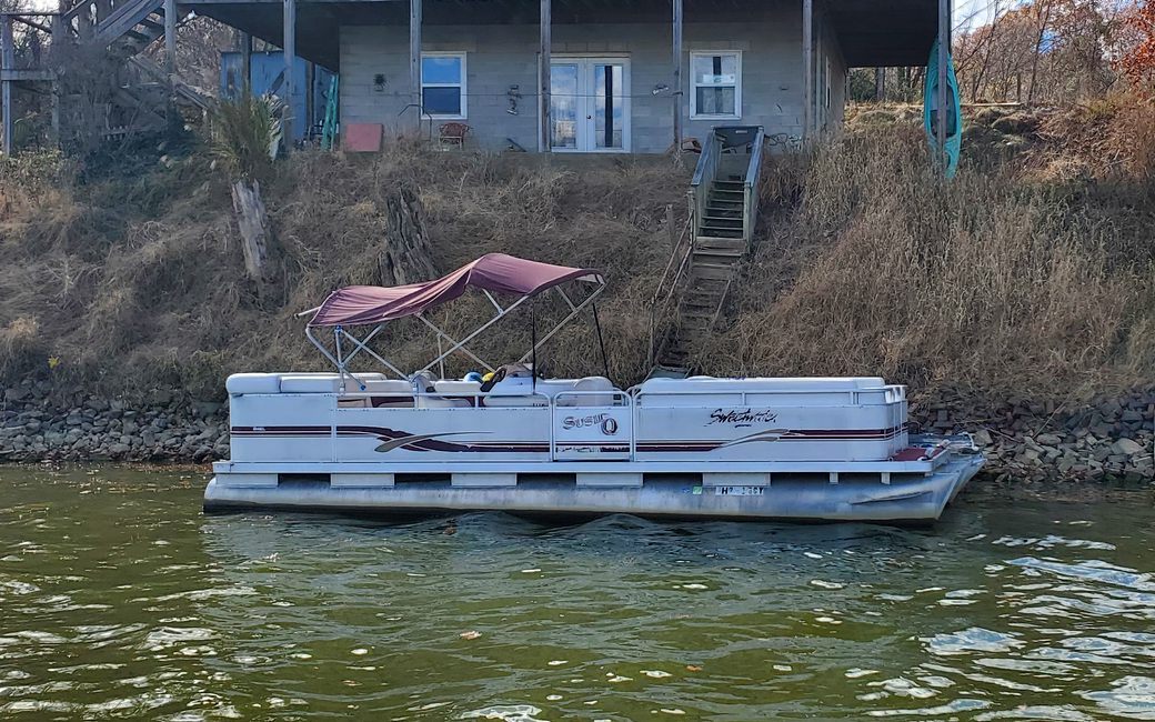 Butch and Joan's Sweetwater Pontoon