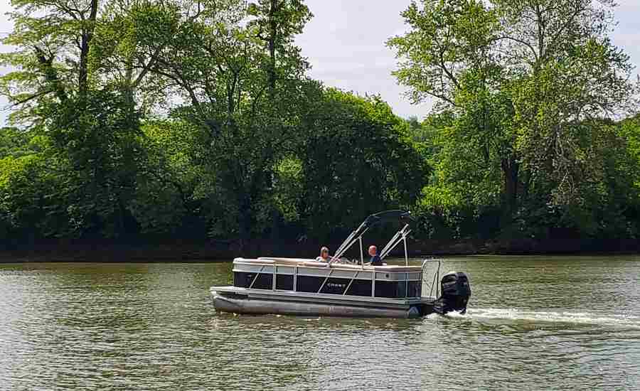 Dan and Lori Third Pontoon