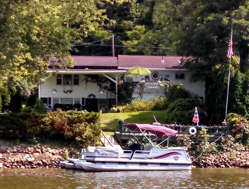 Betsy and Tony Sun Tracker Pontoon