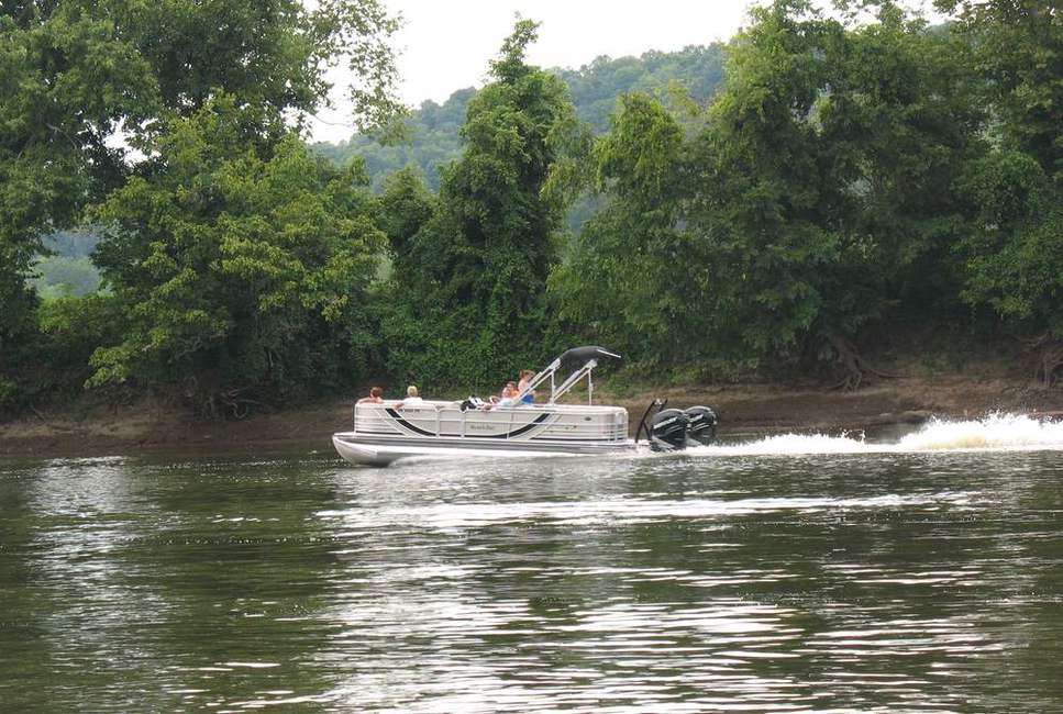 Bill and Amy's 2014 South Bay Pontoon