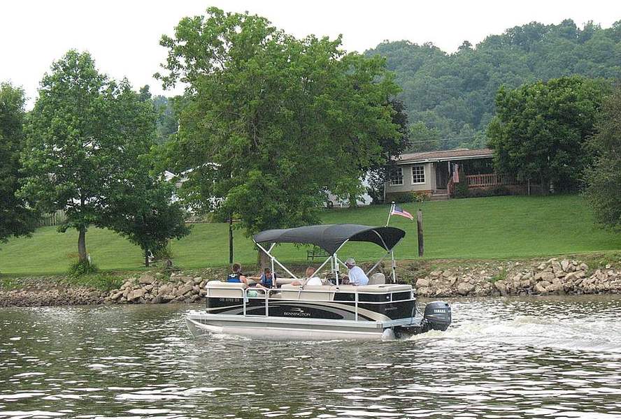 Jerry and Eileen Pontoon